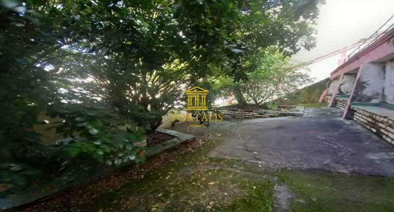Casa, Cidade Nova, 5 Quartos, 3 Vagas, 1 Suíte