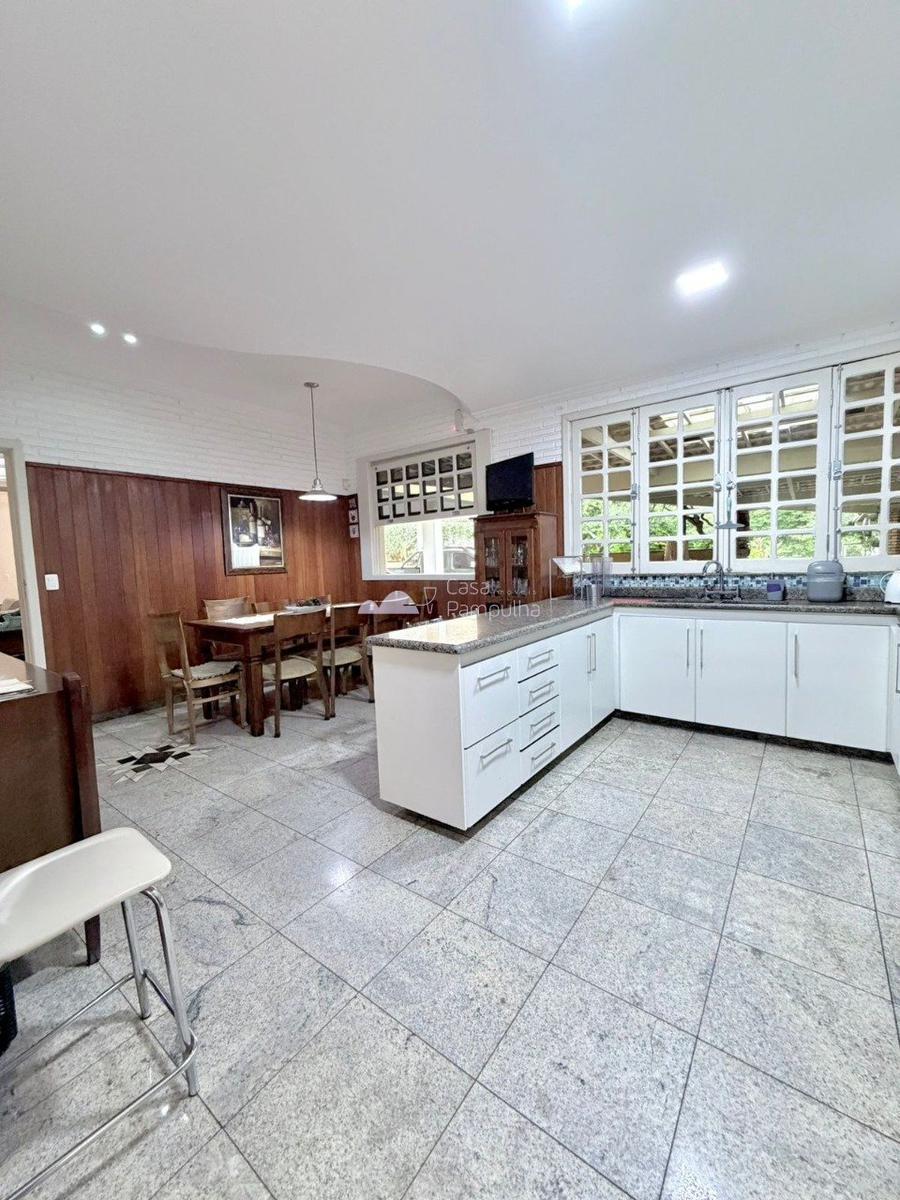 Casa, São Luiz (pampulha), 6 Quartos, 9 Vagas, 2 Suítes