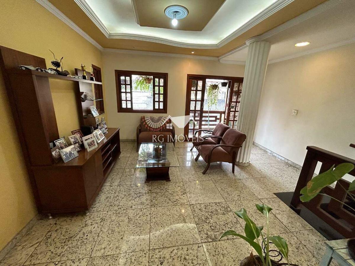 Casa, Teixeira Dias, 4 Quartos, 3 Vagas, 2 Suítes