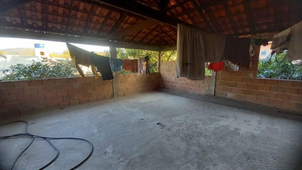 Casa, Nações Unidas, 3 Quartos, 0 Vaga, 2 Suítes