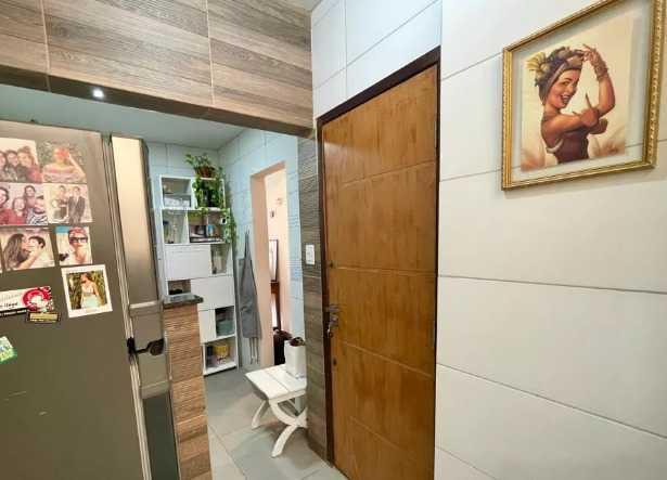 Apartamento, Sagrada Família, 2 Quartos, 1 Vaga, 1 Suíte