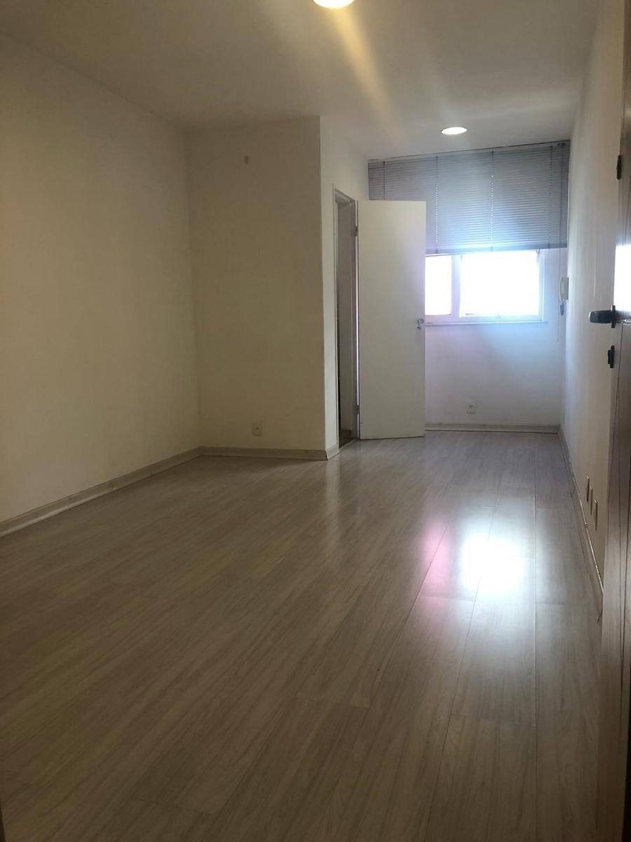 Sala, Funcionários, 0 Vaga