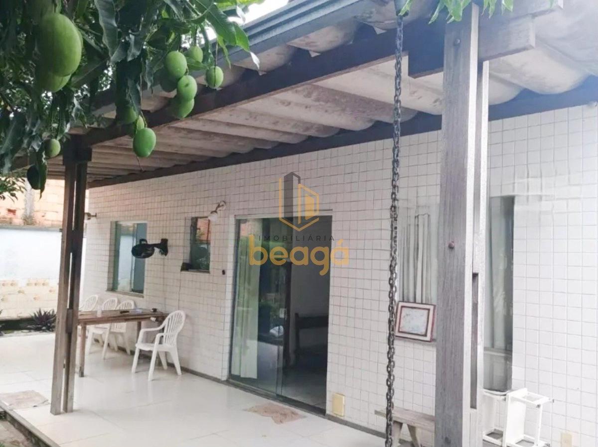 Casa, Camargos, 2 Quartos, 3 Vagas, 1 Suíte