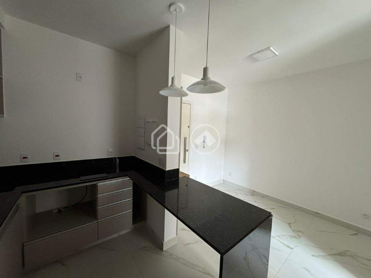 Apartamento, Estoril, 1 Quarto, 1 Vaga, 1 Suíte