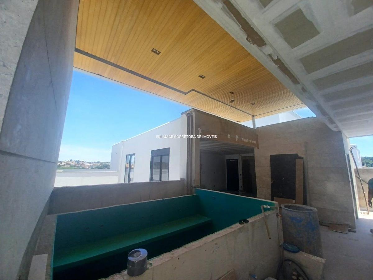 Apartamento, Centro, 3 Quartos, 5 Vagas, 2 Suítes