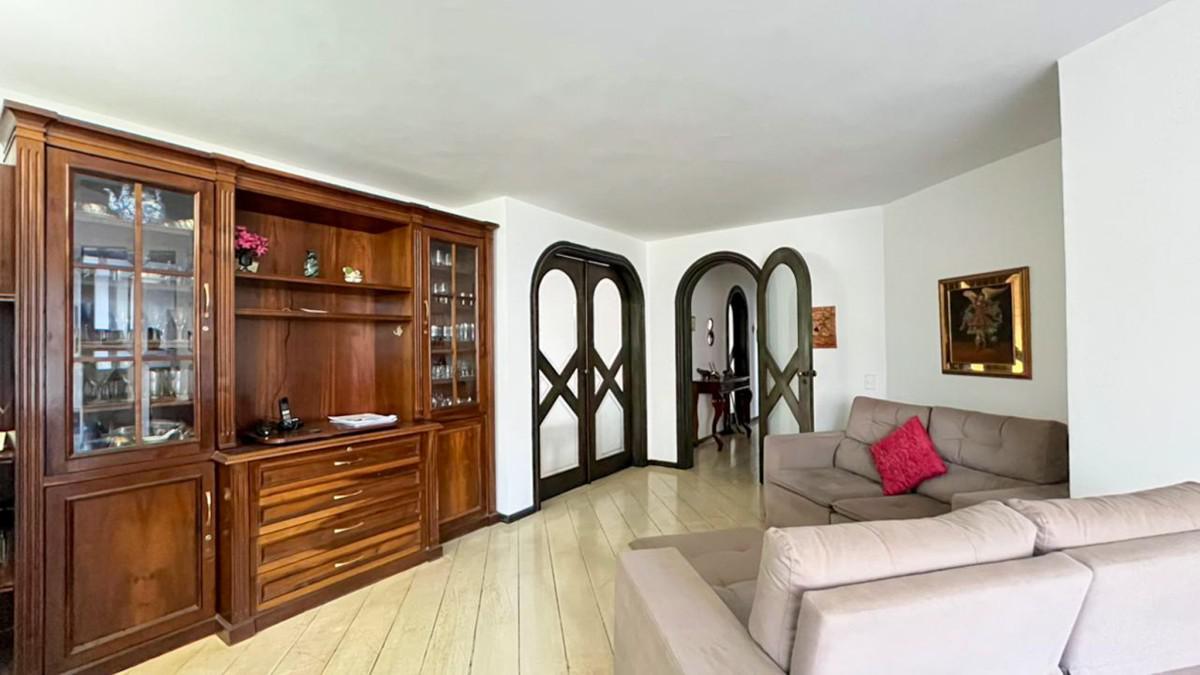 Cobertura, Funcionários, 6 Quartos, 3 Vagas, 1 Suíte