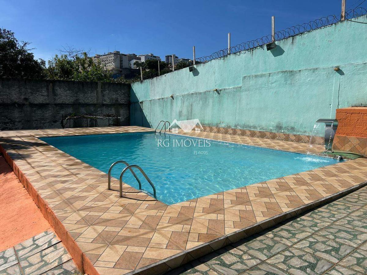 Casa, Castanheira (barreiro), 3 Quartos, 18 Vagas, 1 Suíte