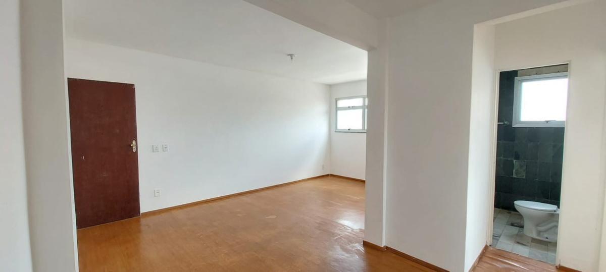 Apartamento, Sagrada Família, 3 Quartos, 1 Vaga