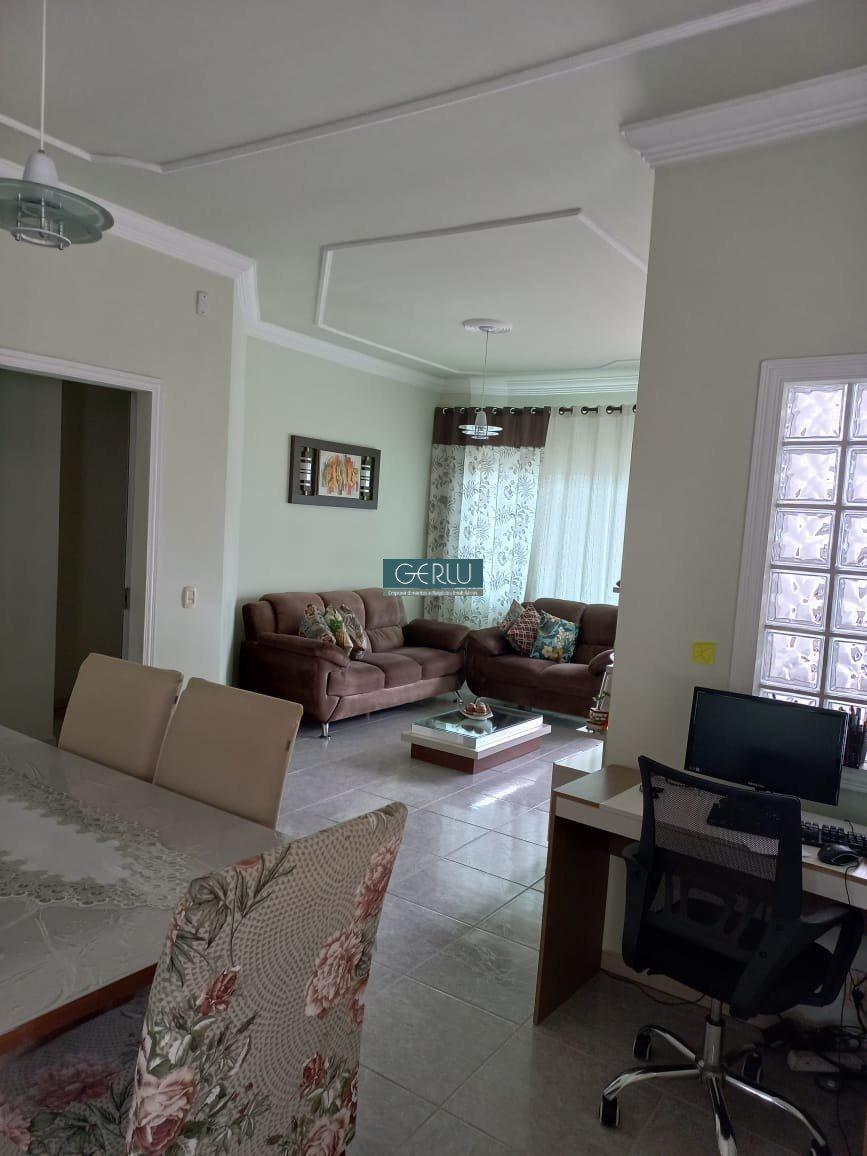 Casa, Jardim Brasília, 3 Quartos, 2 Vagas, 1 Suíte