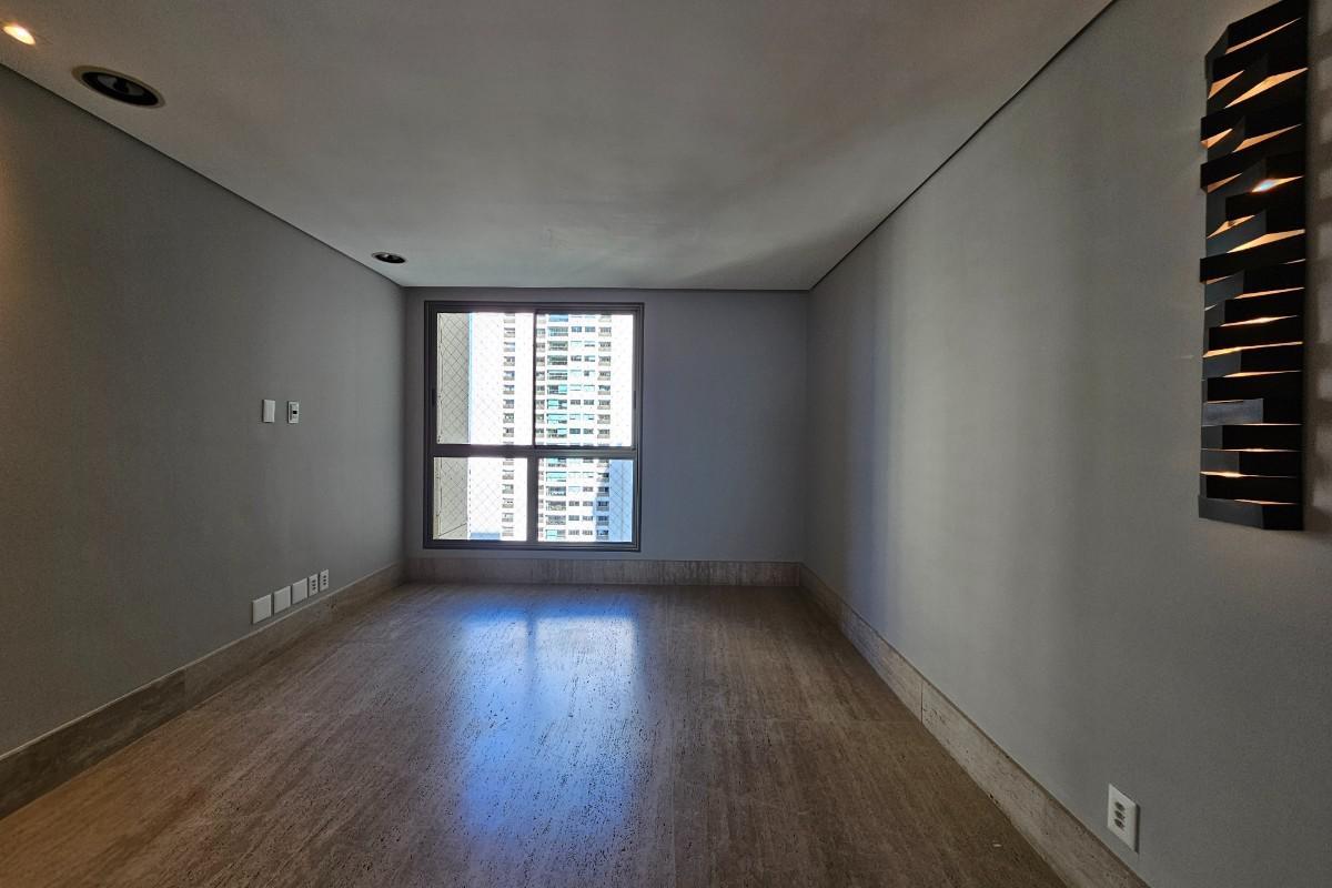 Apartamento, Vila da Serra, 4 Quartos, 5 Vagas, 4 Suítes