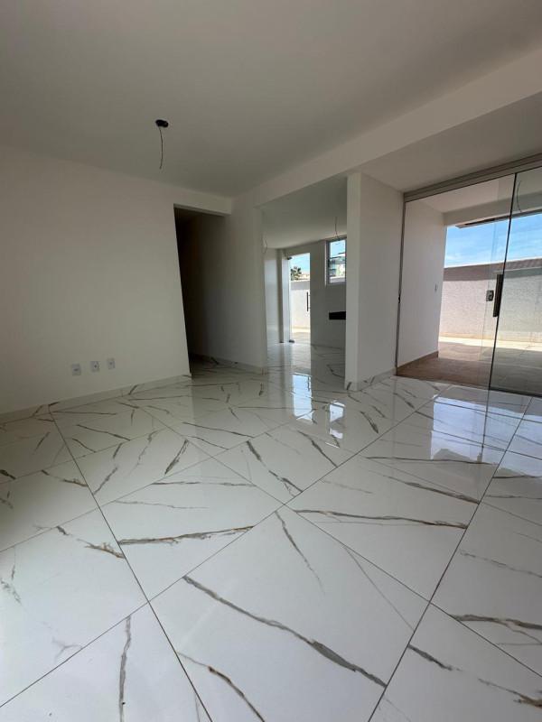 Apartamento, Miramar (barreiro), 3 Quartos, 1 Vaga, 1 Suíte