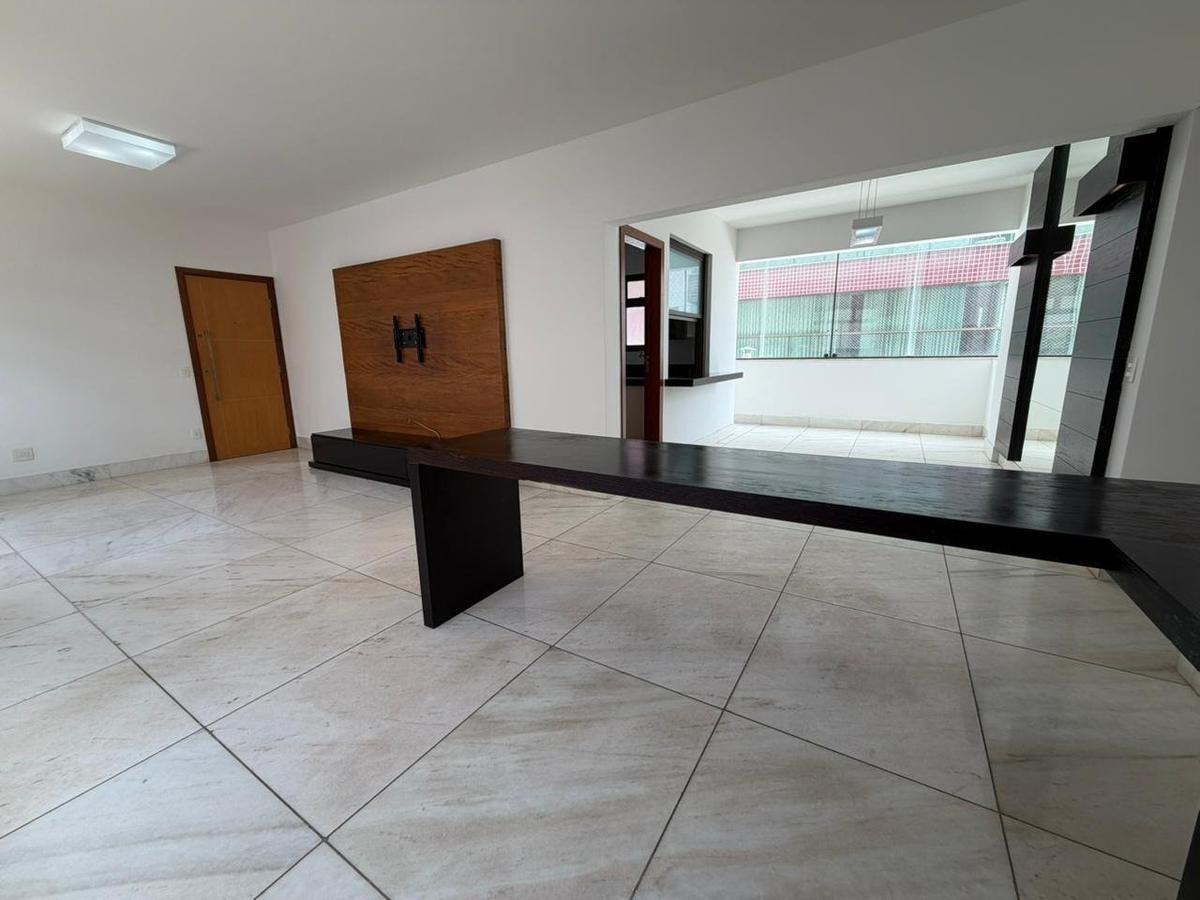 Apartamento, Buritis, 4 Quartos, 3 Vagas, 1 Suíte