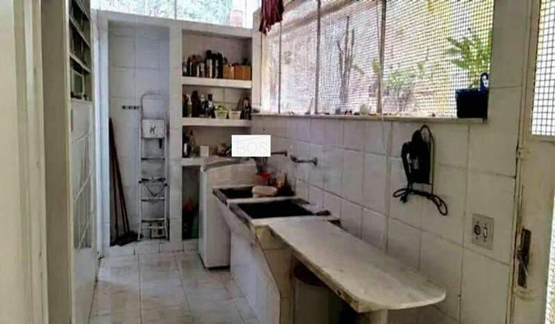 Casa, Luxemburgo, 5 Quartos, 4 Vagas, 2 Suítes