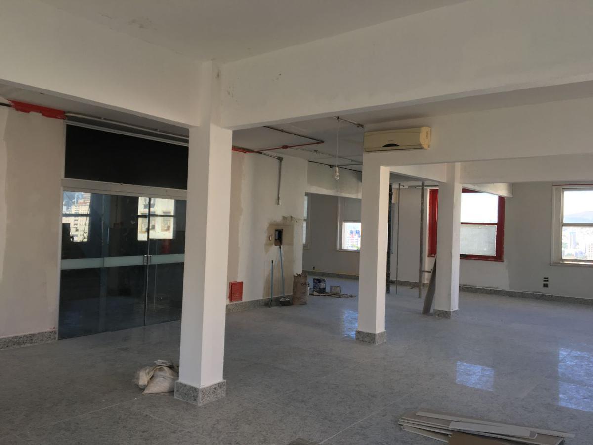 Andar, Centro, 1 Quarto, 0 Vaga