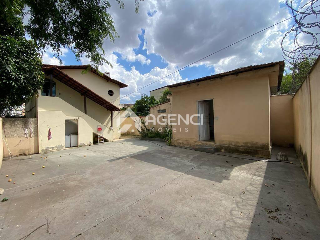 Casa, Santa Maria, 3 Quartos, 0 Vaga, 0 Suíte