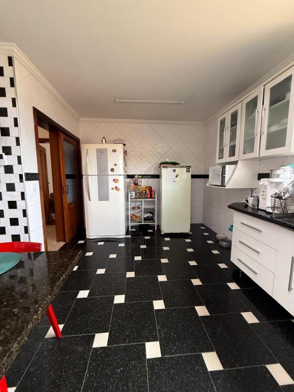 Casa, Rezende, 4 Quartos, 4 Vagas, 2 Suítes