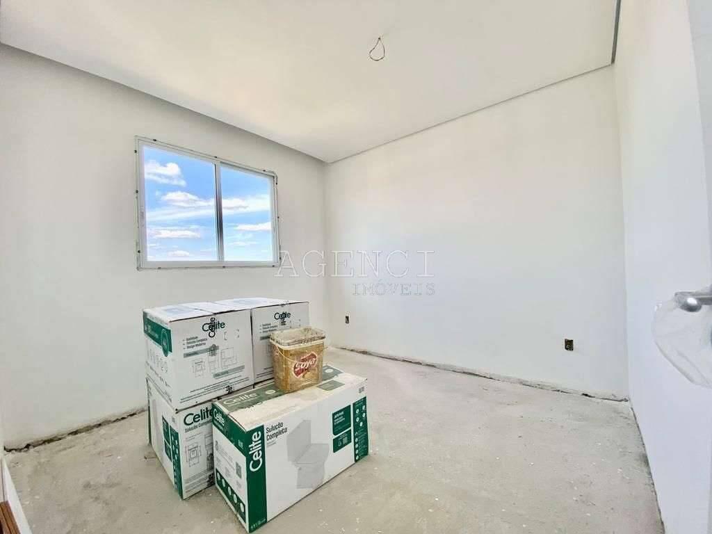 Apartamento, Cabral, 5 Quartos, 0 Vaga, 2 Suítes