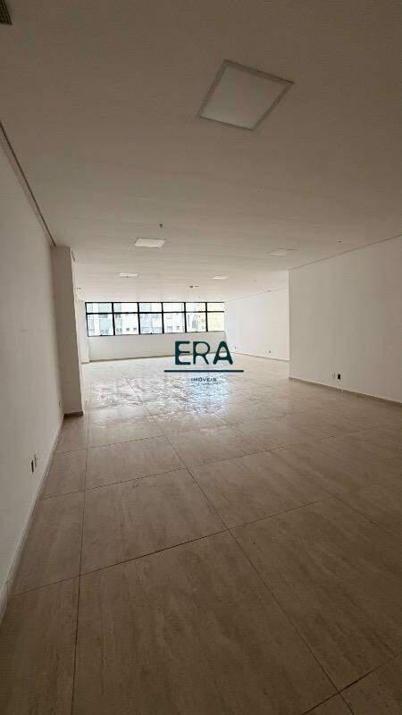 Sala, Centro, 0 Quarto, 1 Vaga