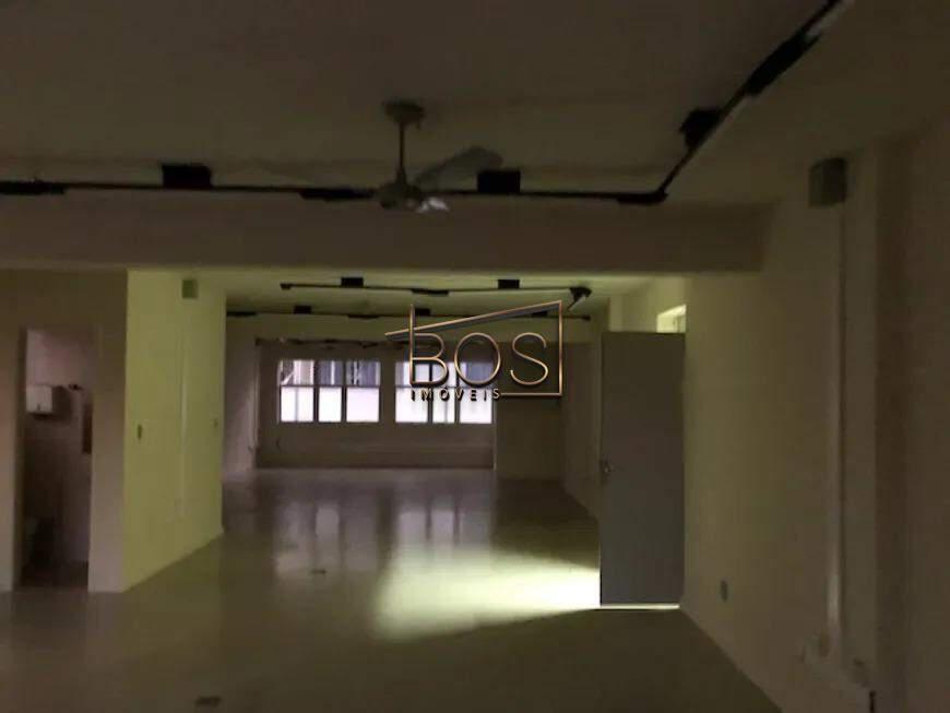 Prédio, Funcionários, 0 Quarto, 14 Vagas