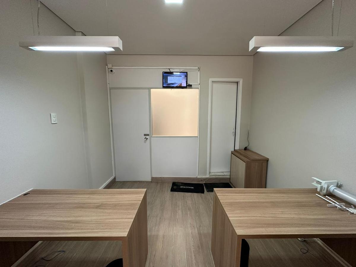 Sala, Centro