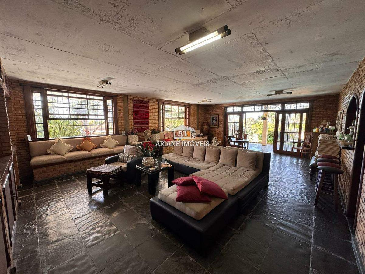 Casa, Bandeirantes (pampulha), 4 Quartos, 10 Vagas, 3 Suítes