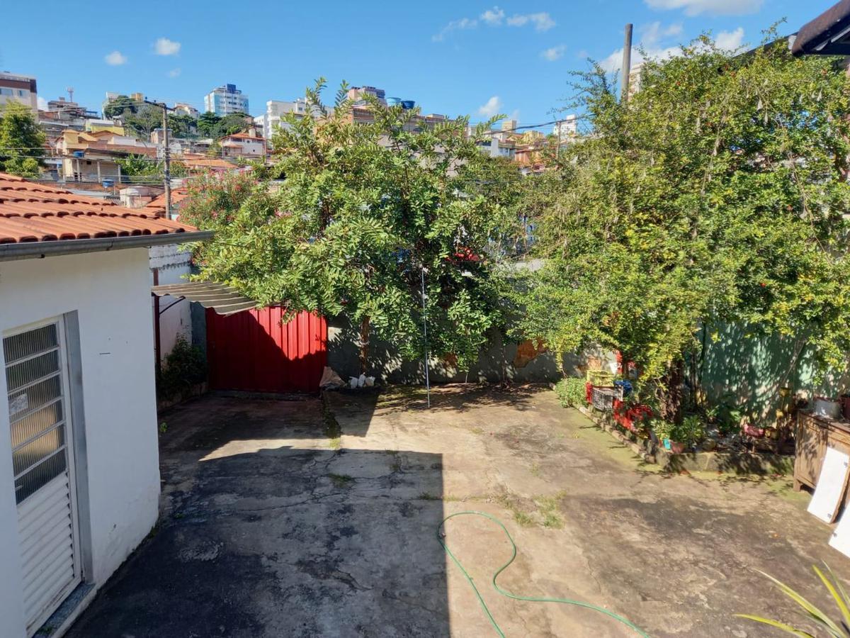 Casa, Sagrada Família, 4 Quartos, 2 Vagas, 1 Suíte