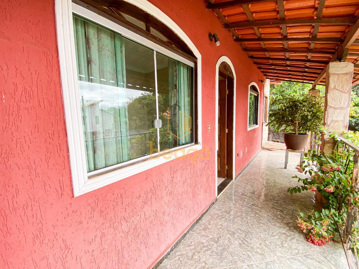 Casa, Trevo, 4 Quartos, 4 Vagas, 1 Suíte