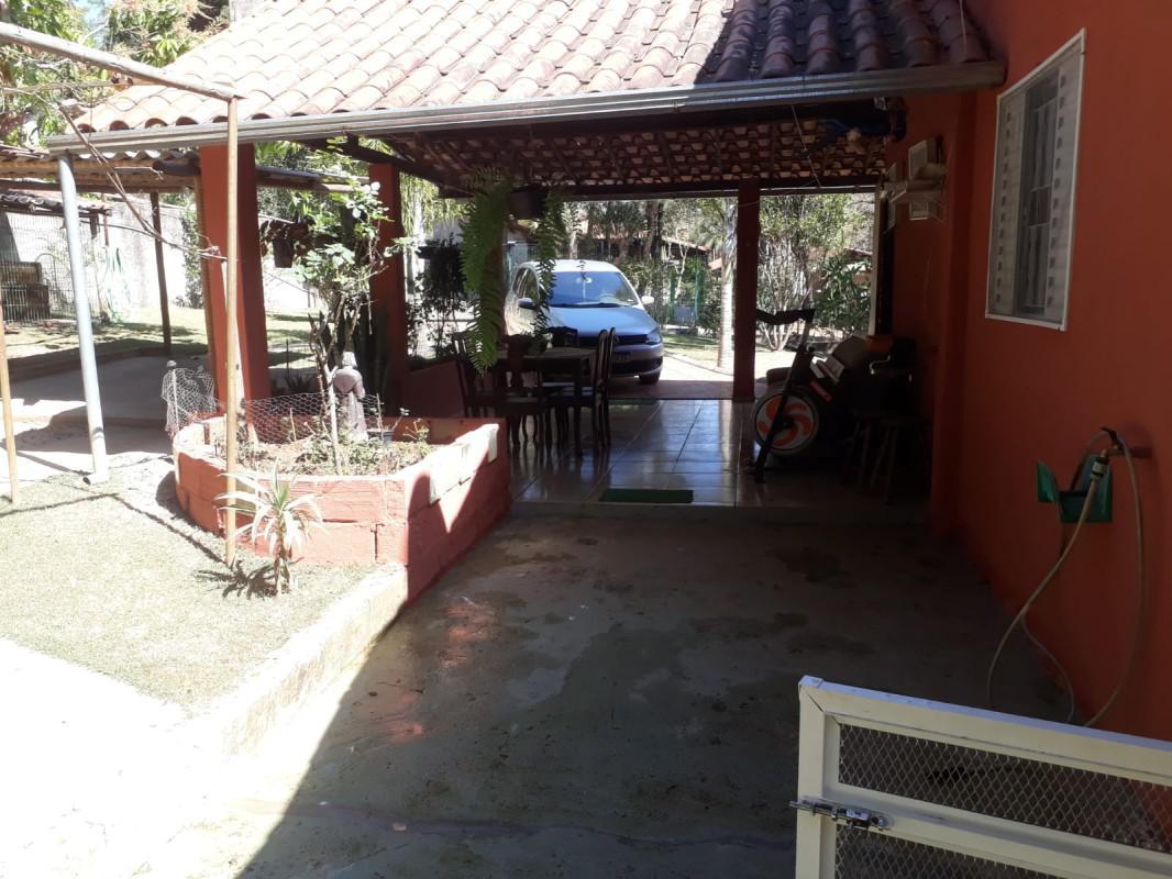 Casa, Casa Branca, 2 Quartos, 4 Vagas, 1 Suíte