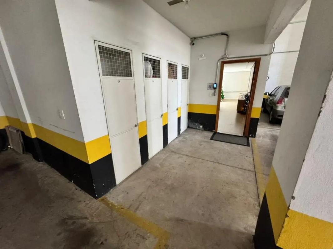 Apartamento, Sagrada Família, 3 Quartos, 2 Vagas, 1 Suíte