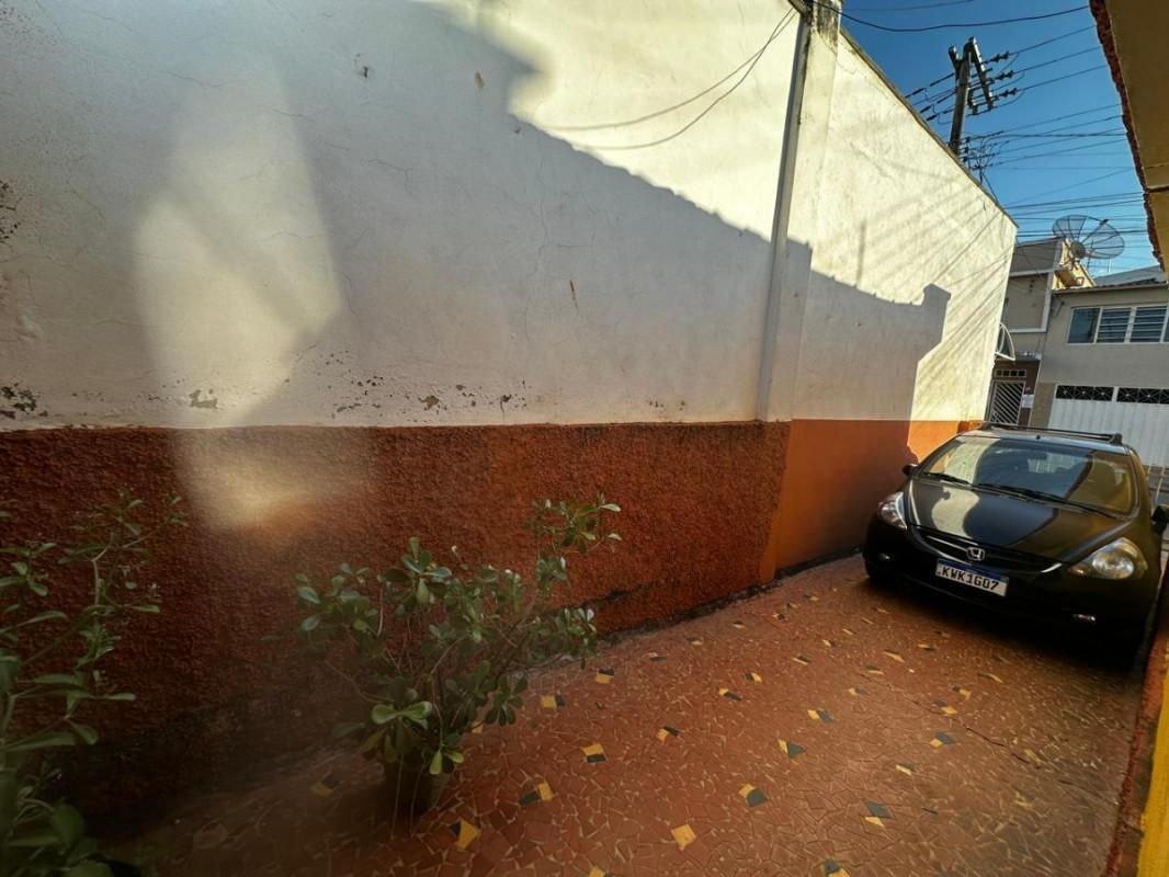 Casa, Centro, 5 Quartos, 2 Vagas