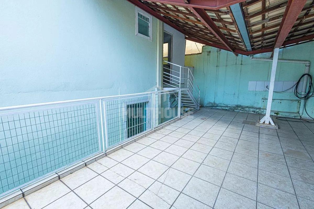 Casa, Santa Branca, 2 Quartos, 1 Vaga, 1 Suíte