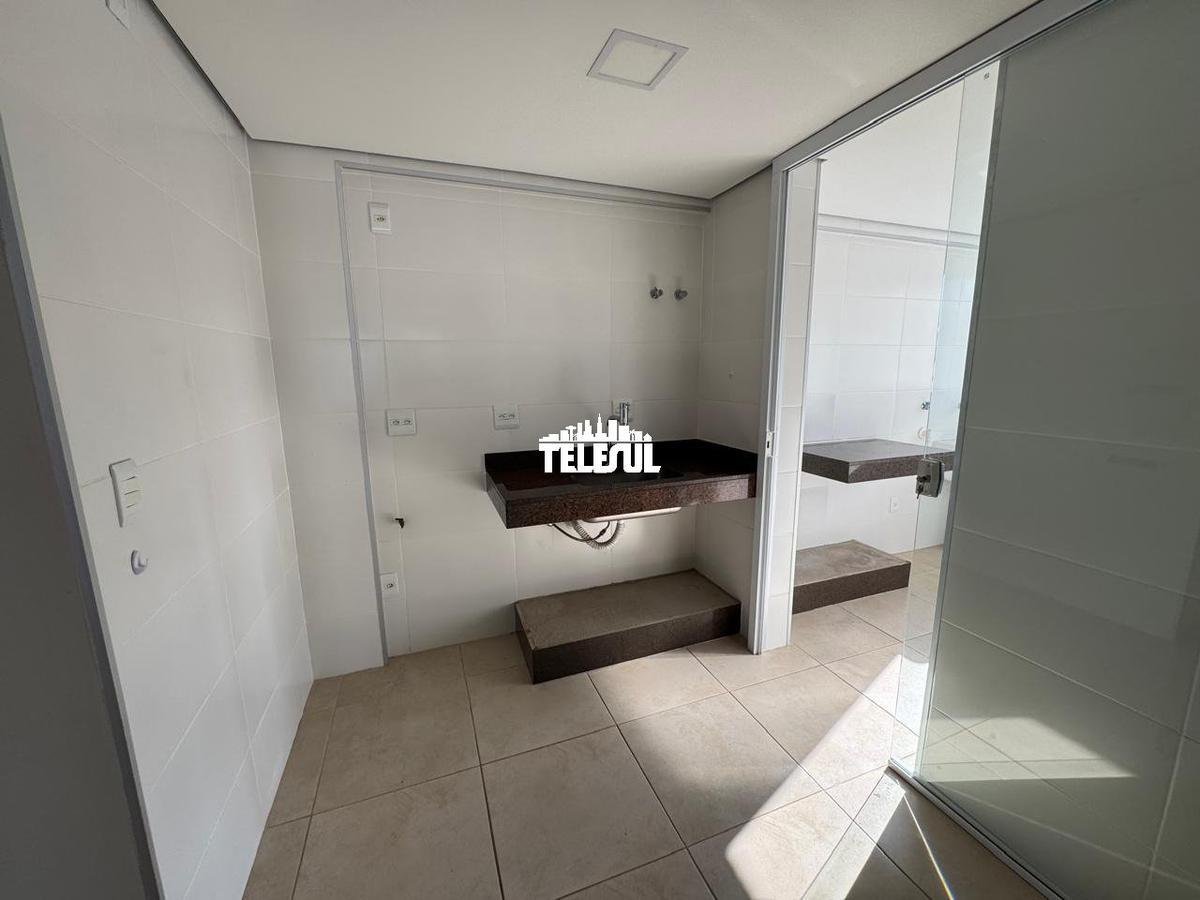 Apartamento, Centro, 2 Quartos, 2 Vagas, 1 Suíte