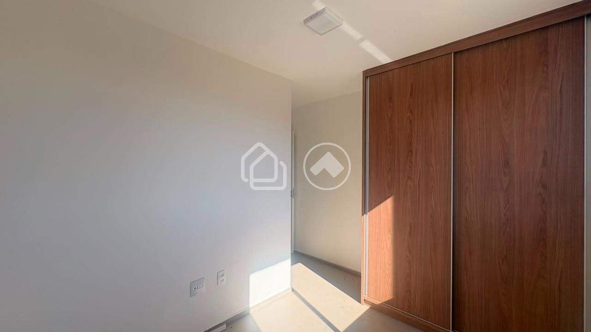 Apartamento, Estoril, 2 Quartos, 1 Vaga, 1 Suíte