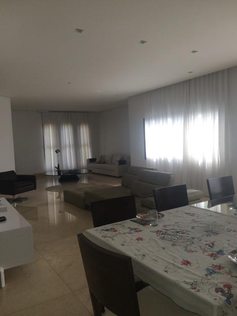 Casa, Vale dos Cristais, 4 Quartos, 0 Vaga, 4 Suítes