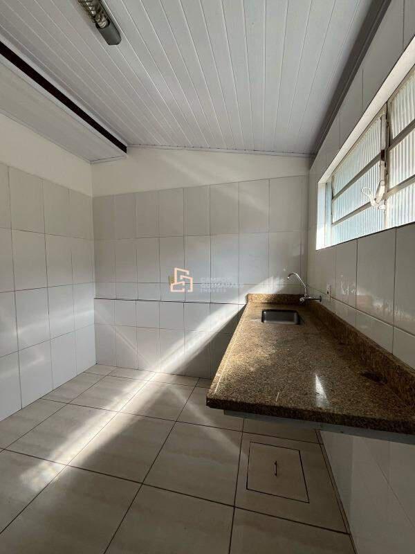 Casa, Alípio de Melo, 2 Quartos, 2 Vagas, 1 Suíte
