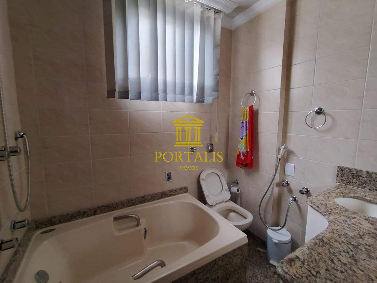 Apartamento, Funcionários, 3 Quartos, 1 Vaga, 1 Suíte