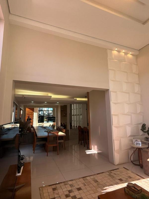 Casa, Campos Elíseos, 3 Quartos, 4 Vagas, 1 Suíte