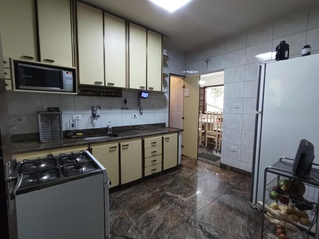 Casa, Conjunto Califórnia, 3 Quartos, 3 Vagas, 2 Suítes