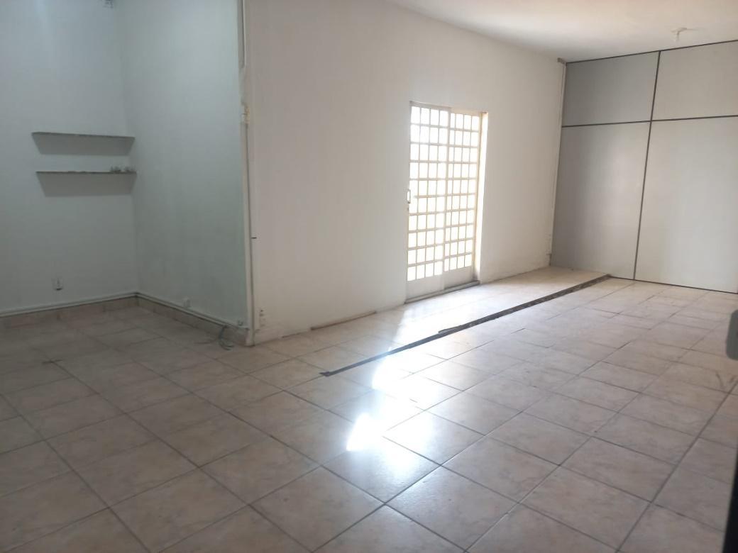 Casa Comercial, Floresta, 1 Quarto