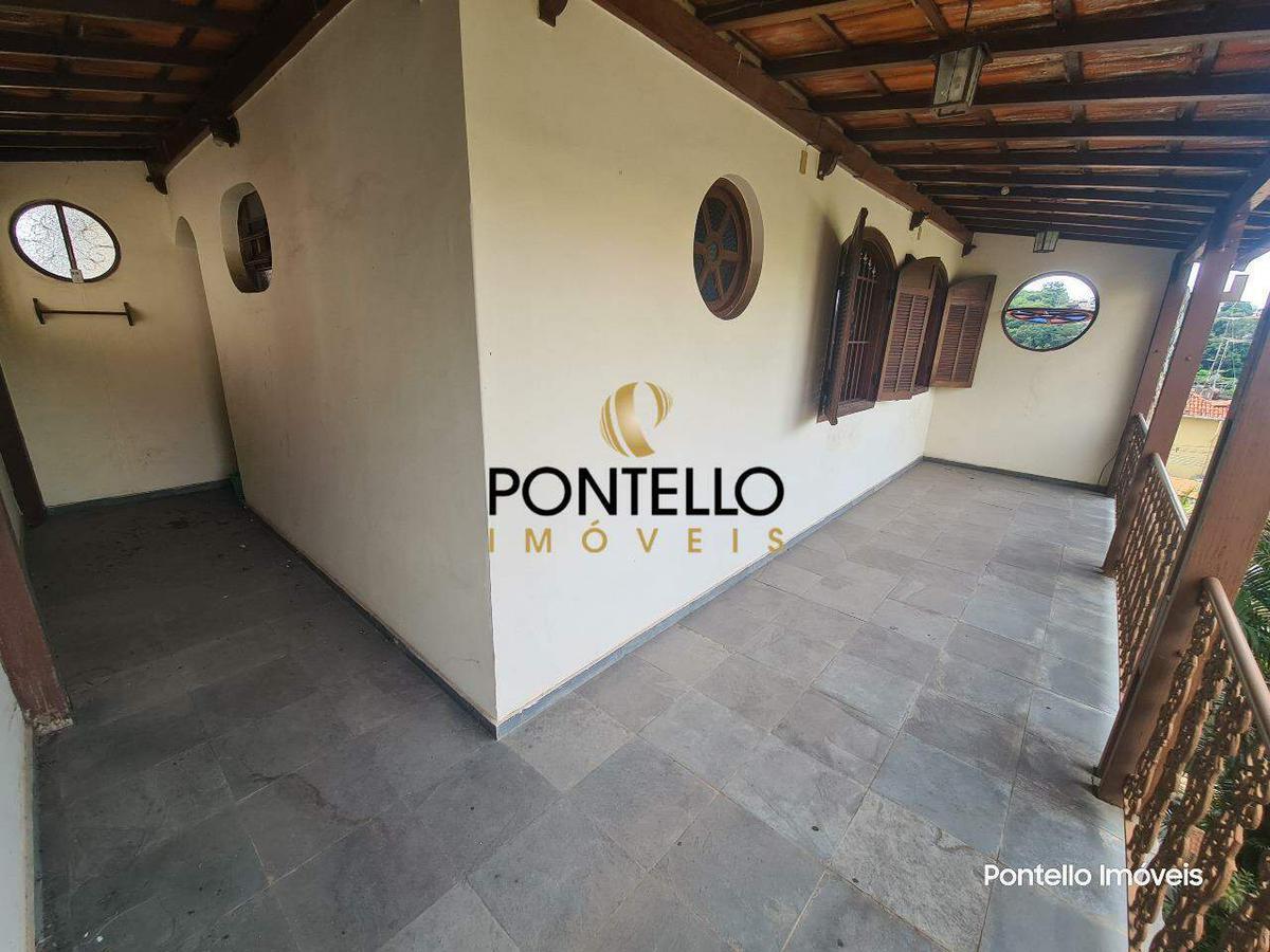 Casa, Cachoeirinha, 9 Quartos, 2 Vagas, 1 Suíte