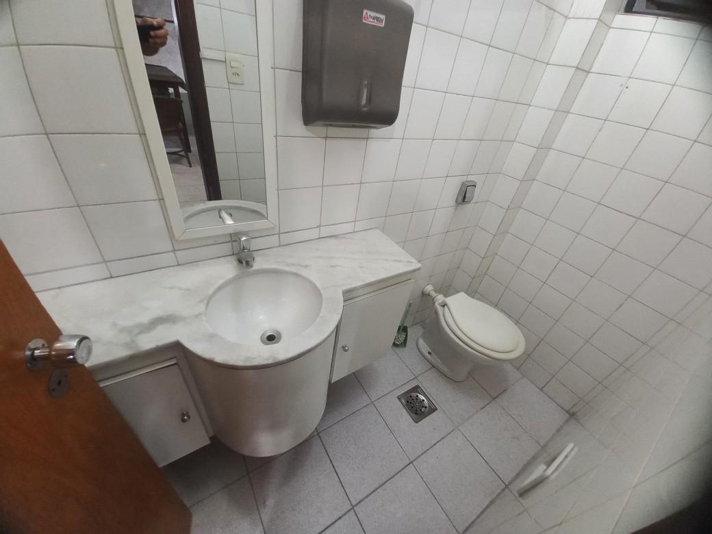 Andar, Savassi, 0 Quarto, 1 Vaga