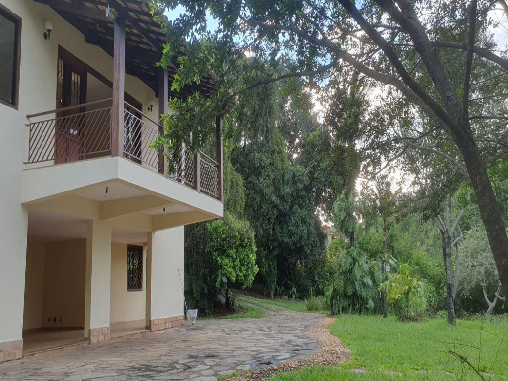 Casa em Condomínio, Estância das Amendoeiras, 5 Quartos, 2 Suítes