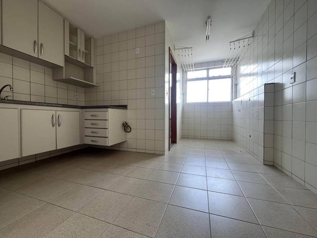 Apartamento, Funcionários, 3 Quartos, 2 Vagas, 1 Suíte