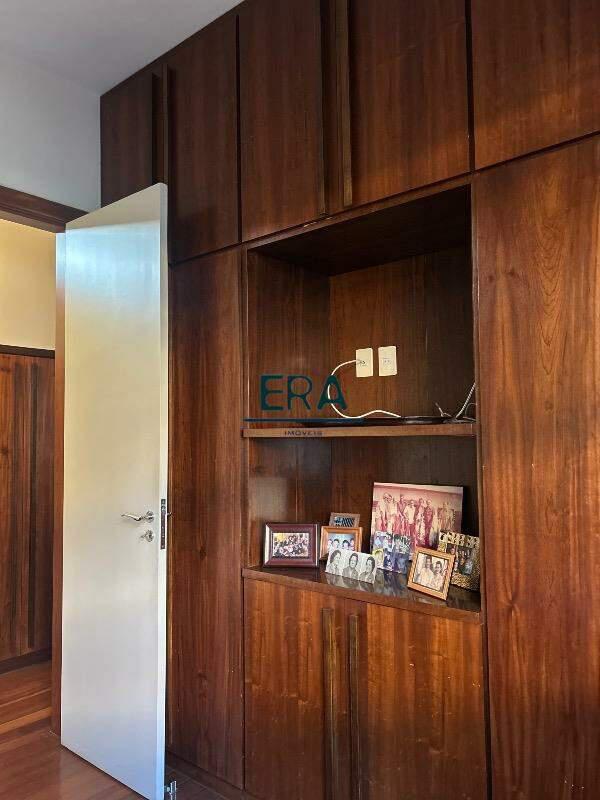 Casa, Belvedere, 4 Quartos, 0 Vaga, 1 Suíte