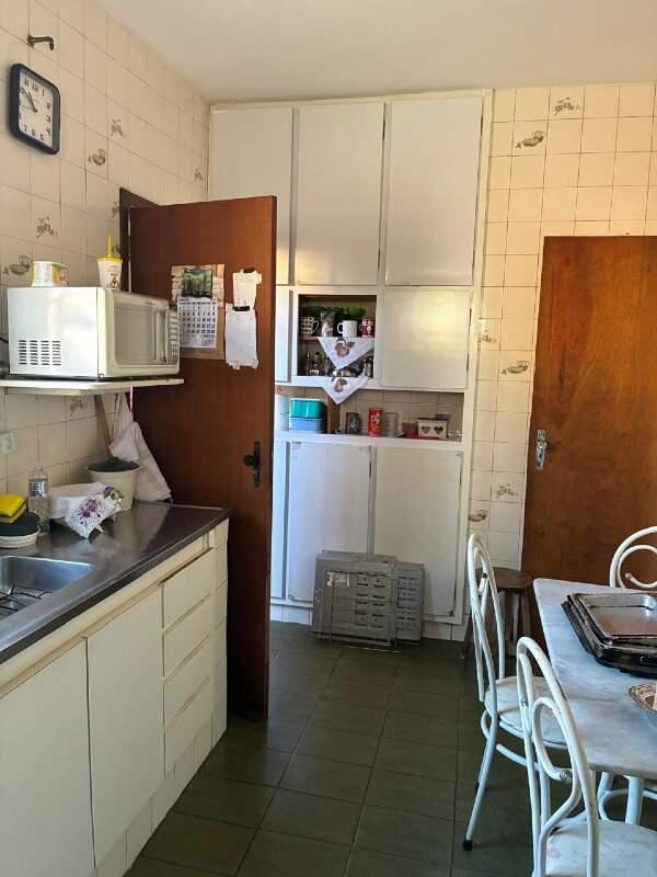 Casa, Salgado Filho, 3 Quartos, 0 Vaga, 1 Suíte