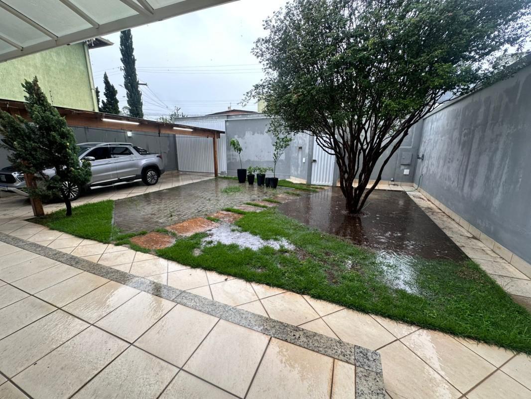 Casa, Arvoredo, 3 Quartos, 3 Vagas, 1 Suíte