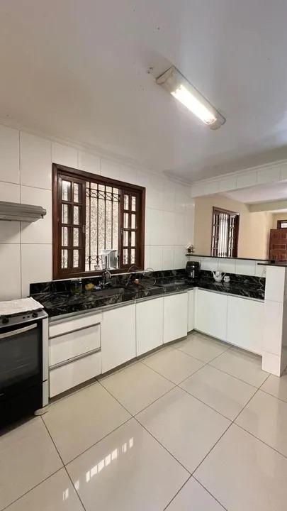 Casa, Trevo, 3 Quartos, 3 Vagas, 1 Suíte
