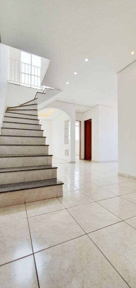 Cobertura, Ana Lúcia, 3 Quartos, 1 Vaga, 1 Suíte