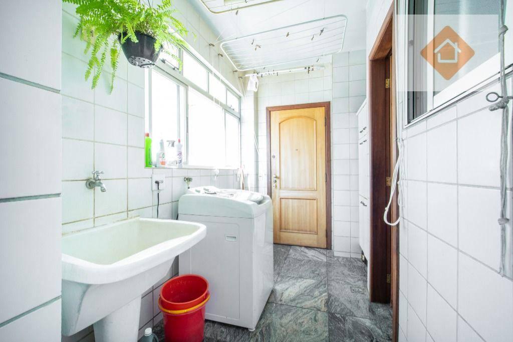 Apartamento, Funcionários, 4 Quartos, 2 Vagas, 1 Suíte