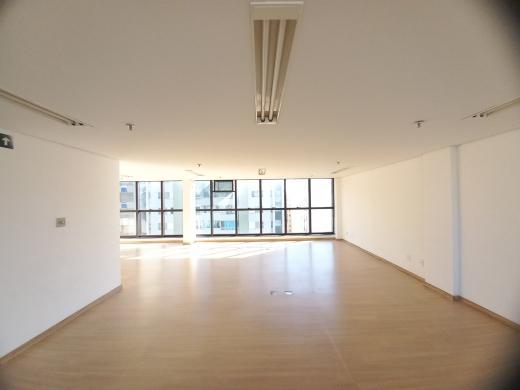 Sala, Centro, 0 Quarto, 1 Vaga